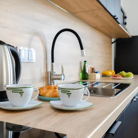 Shortstaypoland Pileckiego B140 Apartment Warsaw