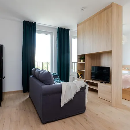 Apartment Shortstaypoland Pileckiego B140