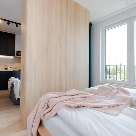 Shortstaypoland Pileckiego B140 Apartment Warsaw