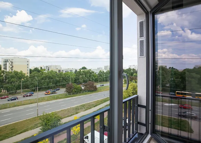 Shortstaypoland Pileckiego B140 *