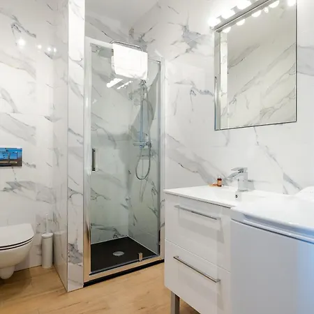 Shortstaypoland Pileckiego B140